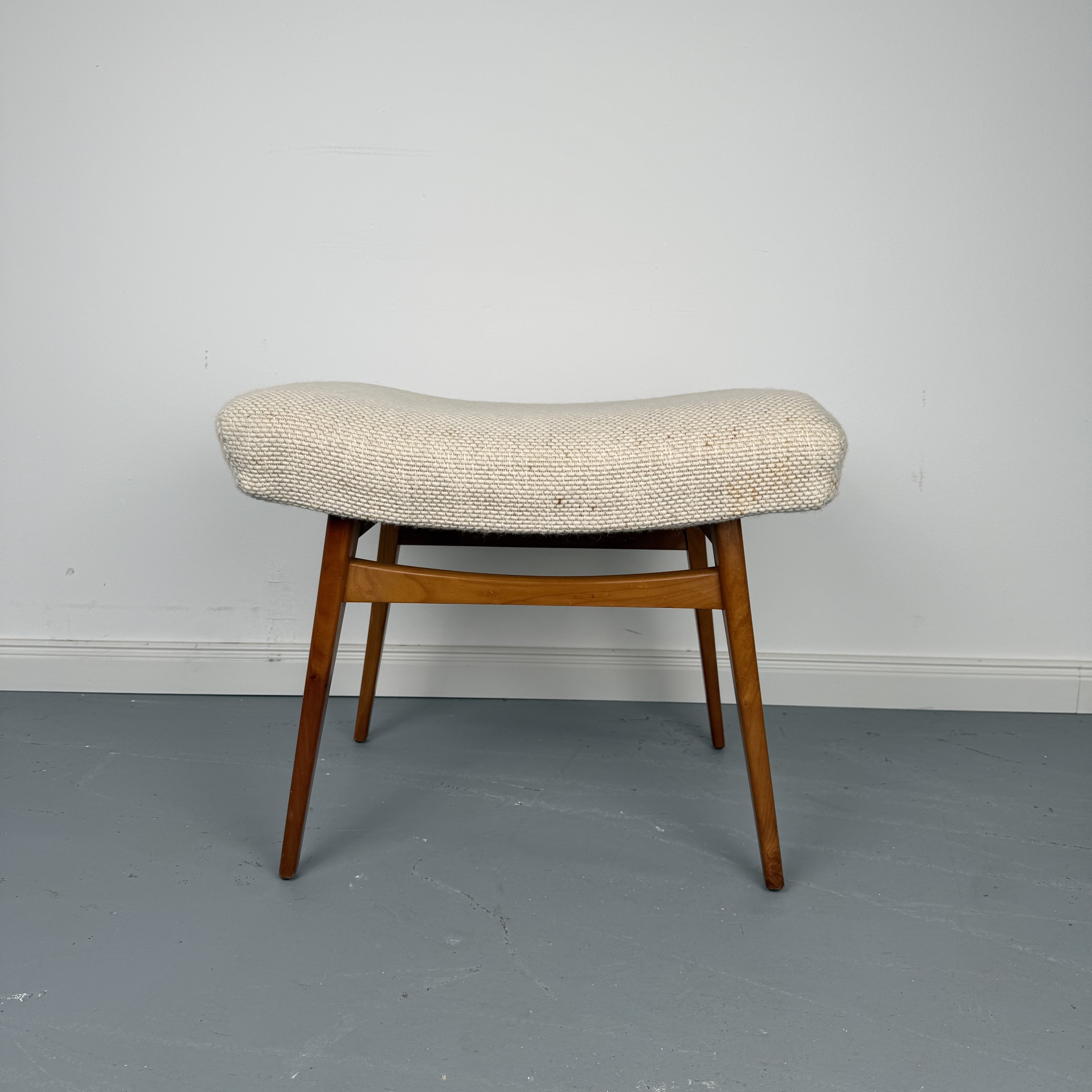 Mid-Century Fußhocker von Knoll Antimott