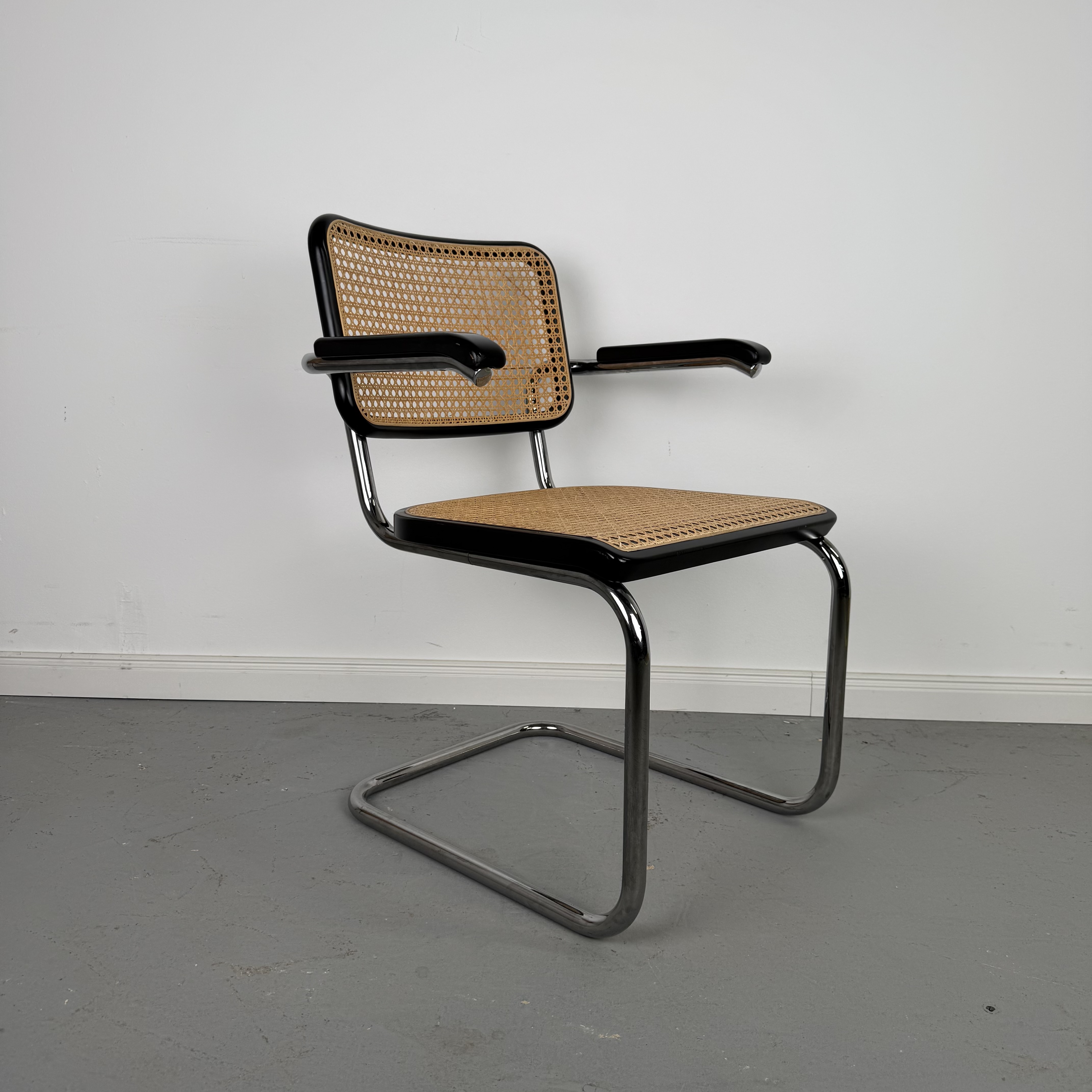 Freischwinger  S64 V von Marcel Breuer für Thonet