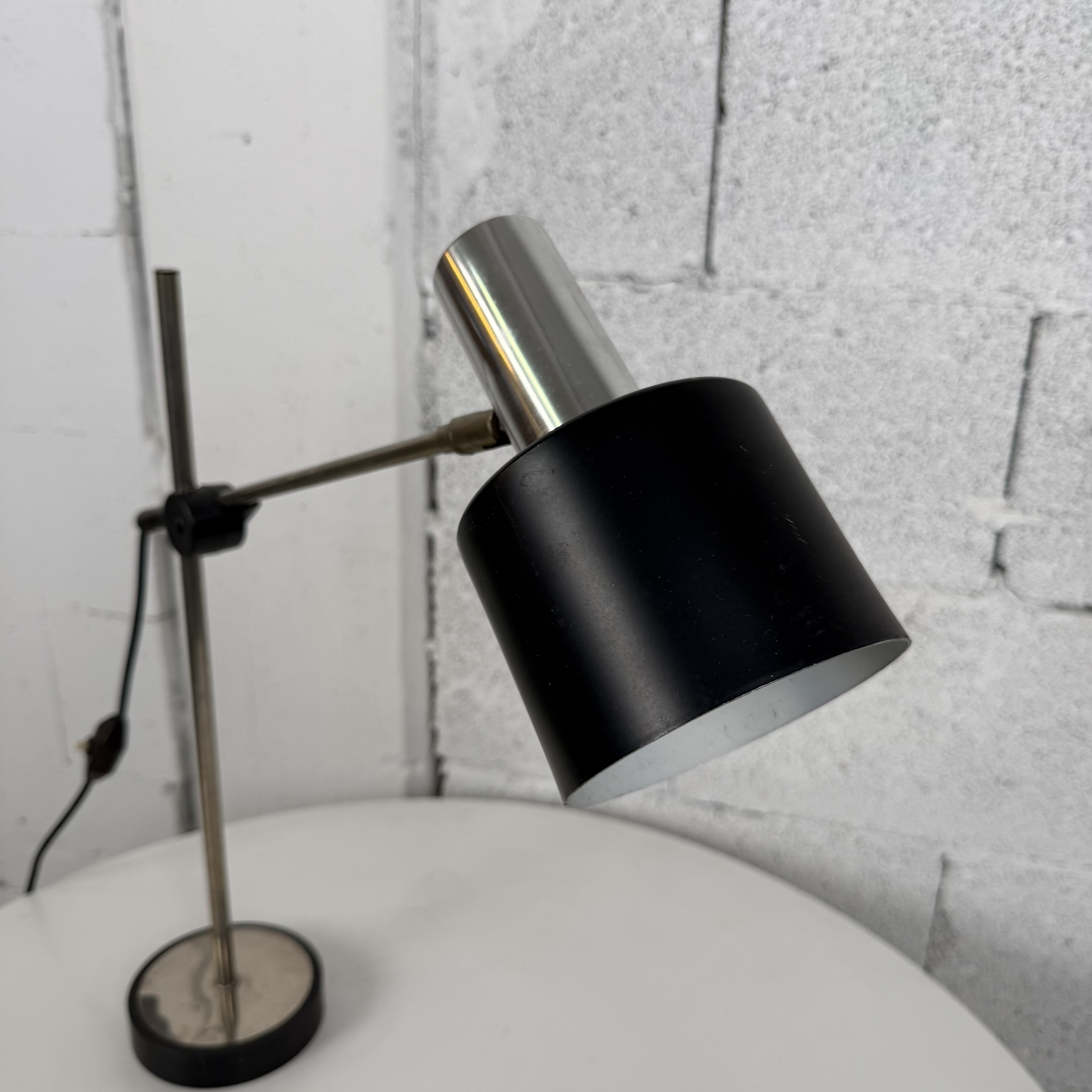 schwarze Vintage Tischleuchte