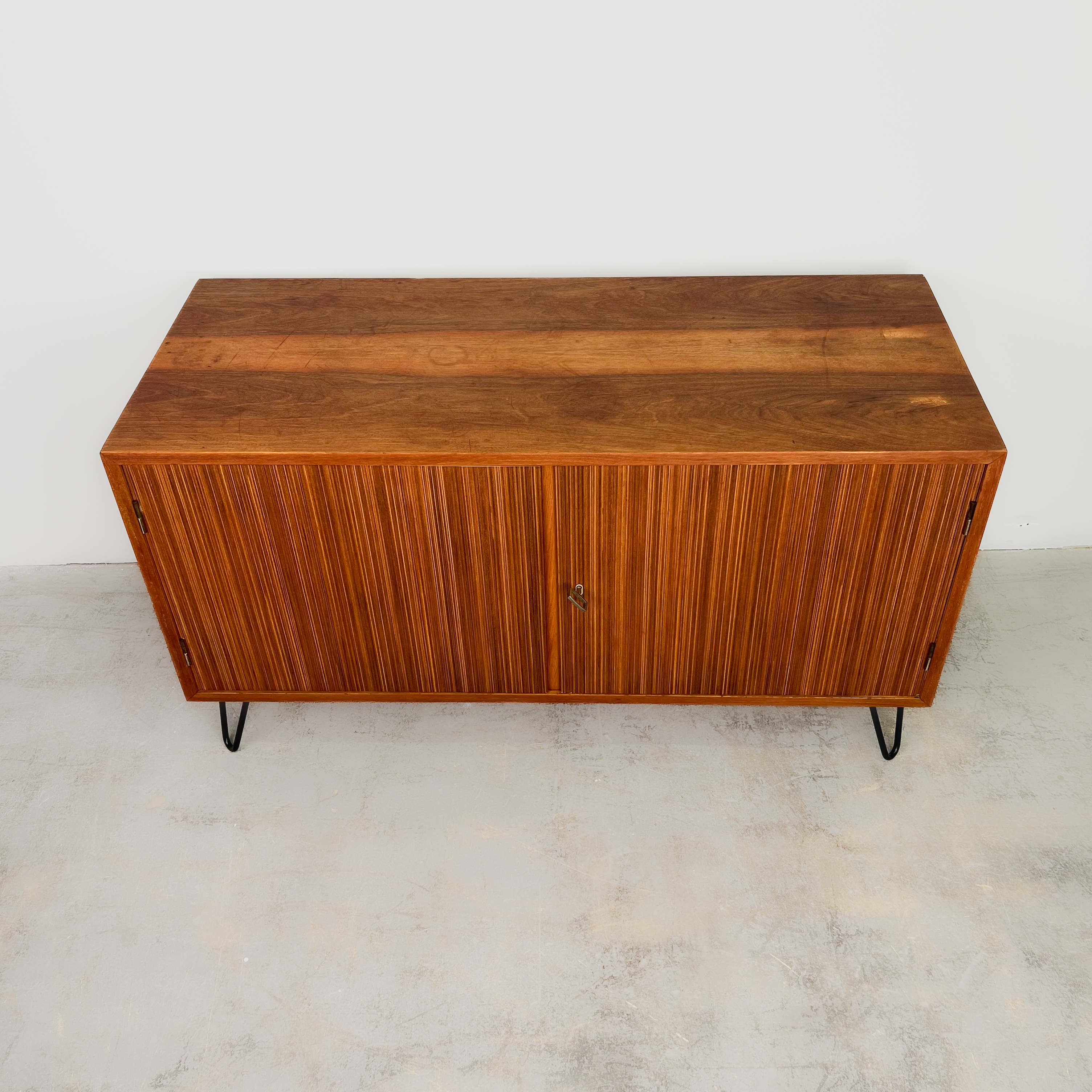 Kleines 60er Jahre Sideboard