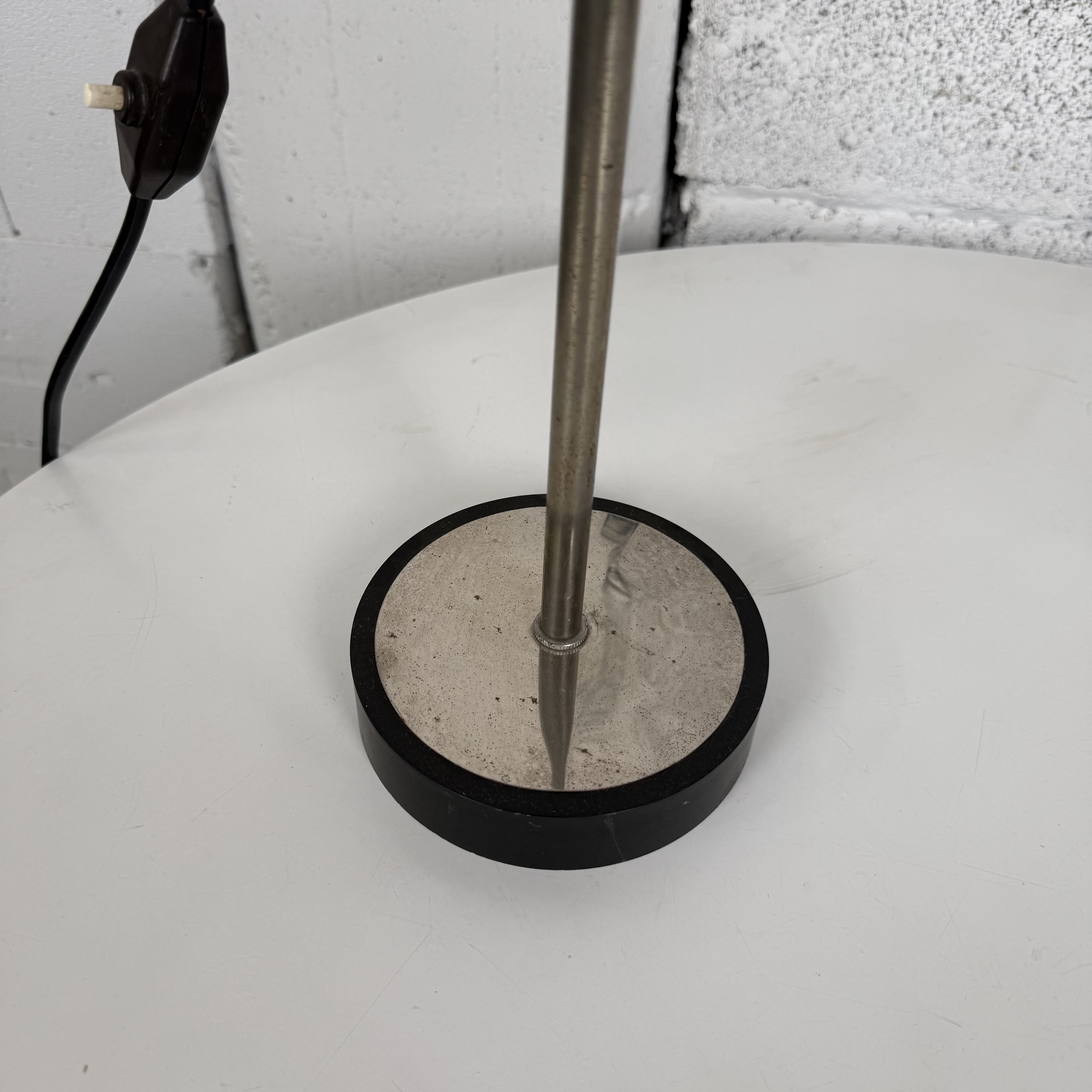 schwarze Vintage Tischleuchte