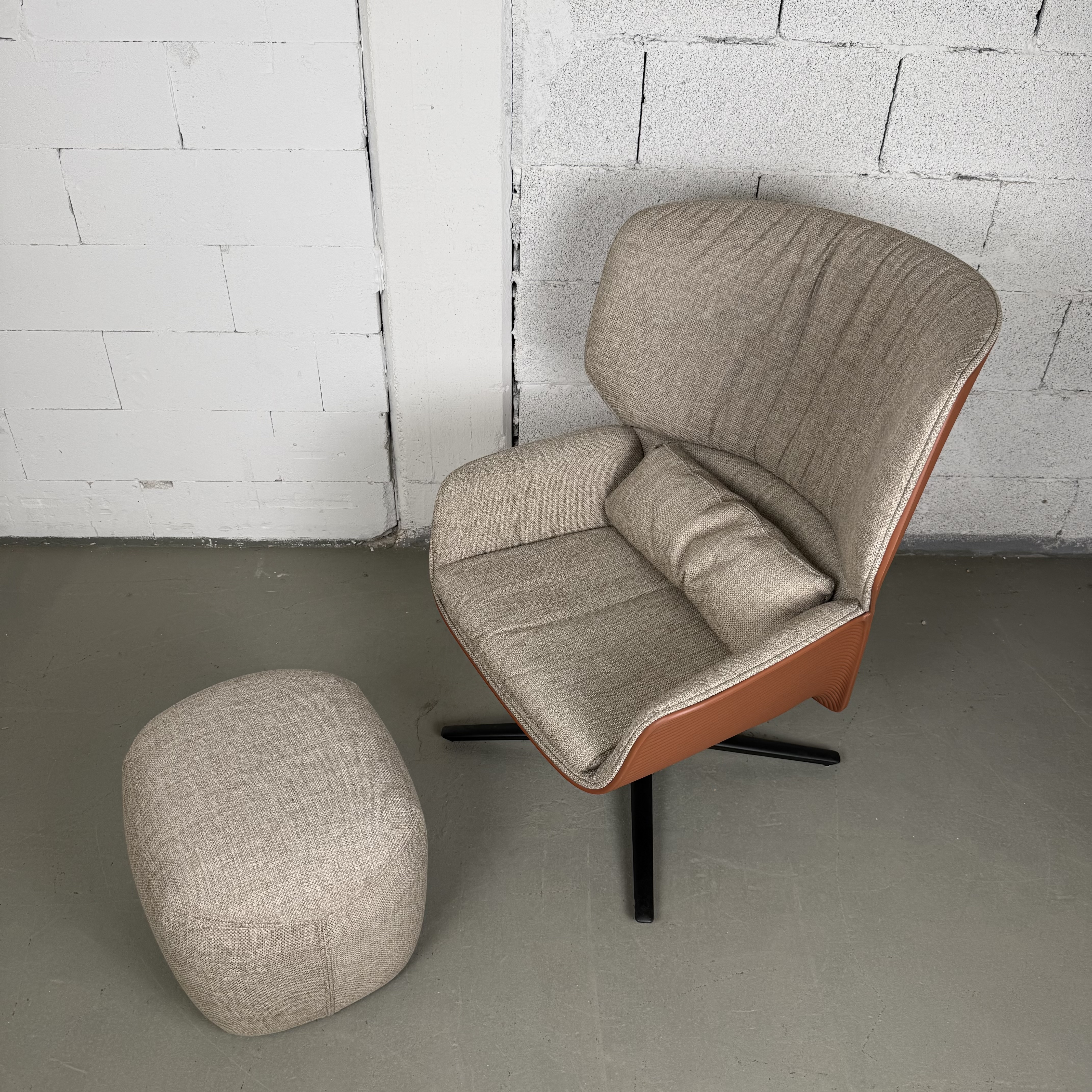 Andreu World Sessel BU2742 Nuez Lounge BIO