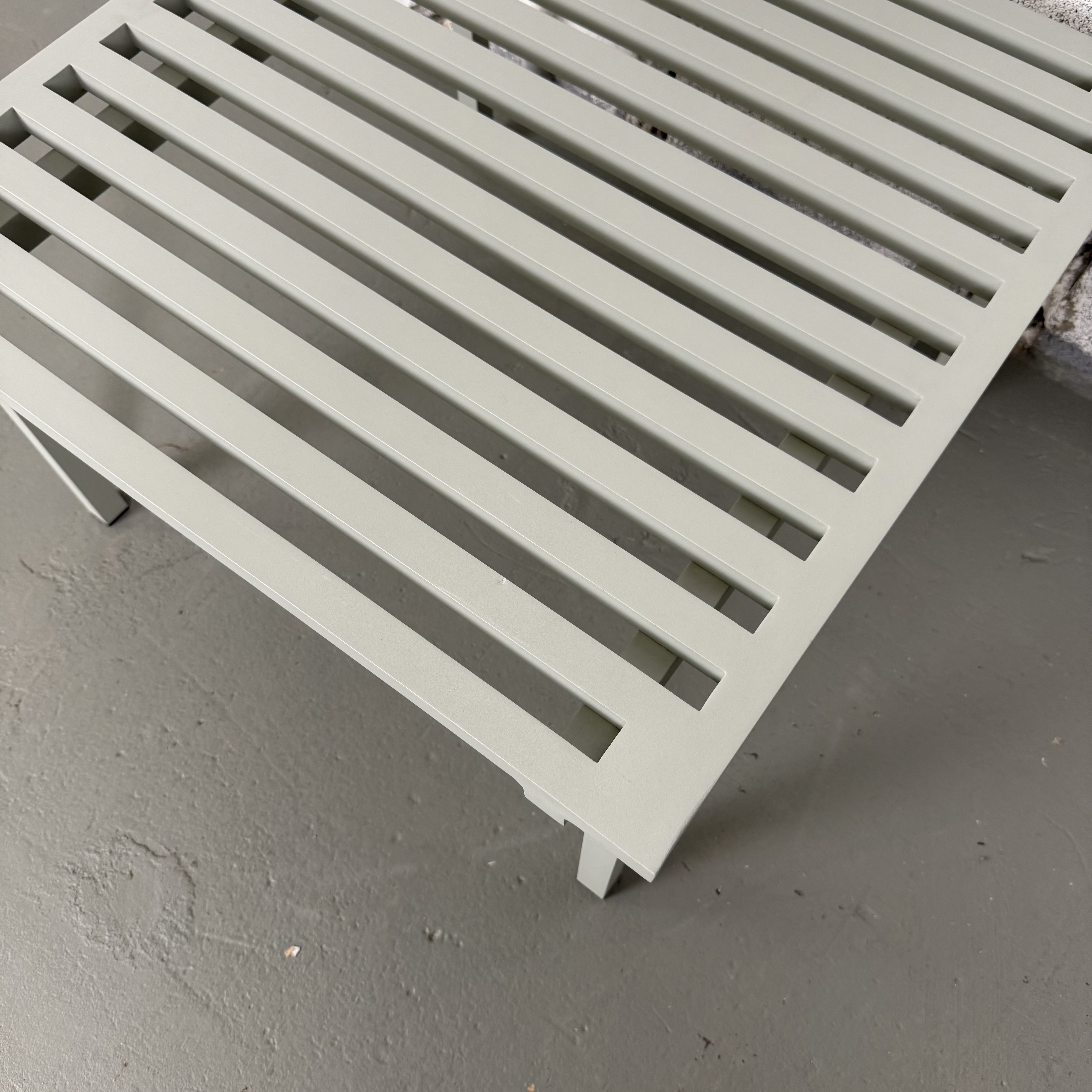 Nine 19 Outdoors Tisch