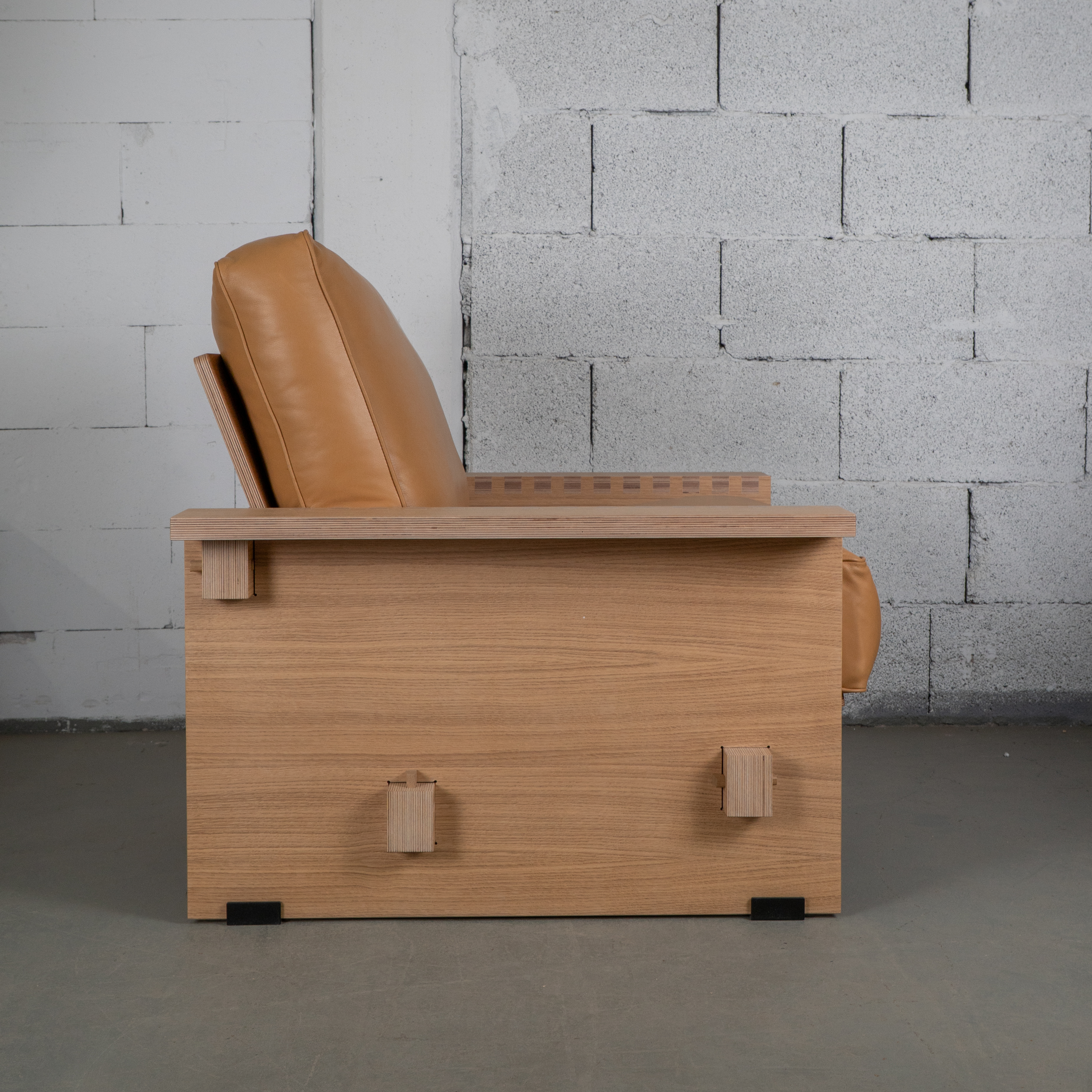 Andreu World Mariya BU2247 Loungesessel von Philippe Starck
