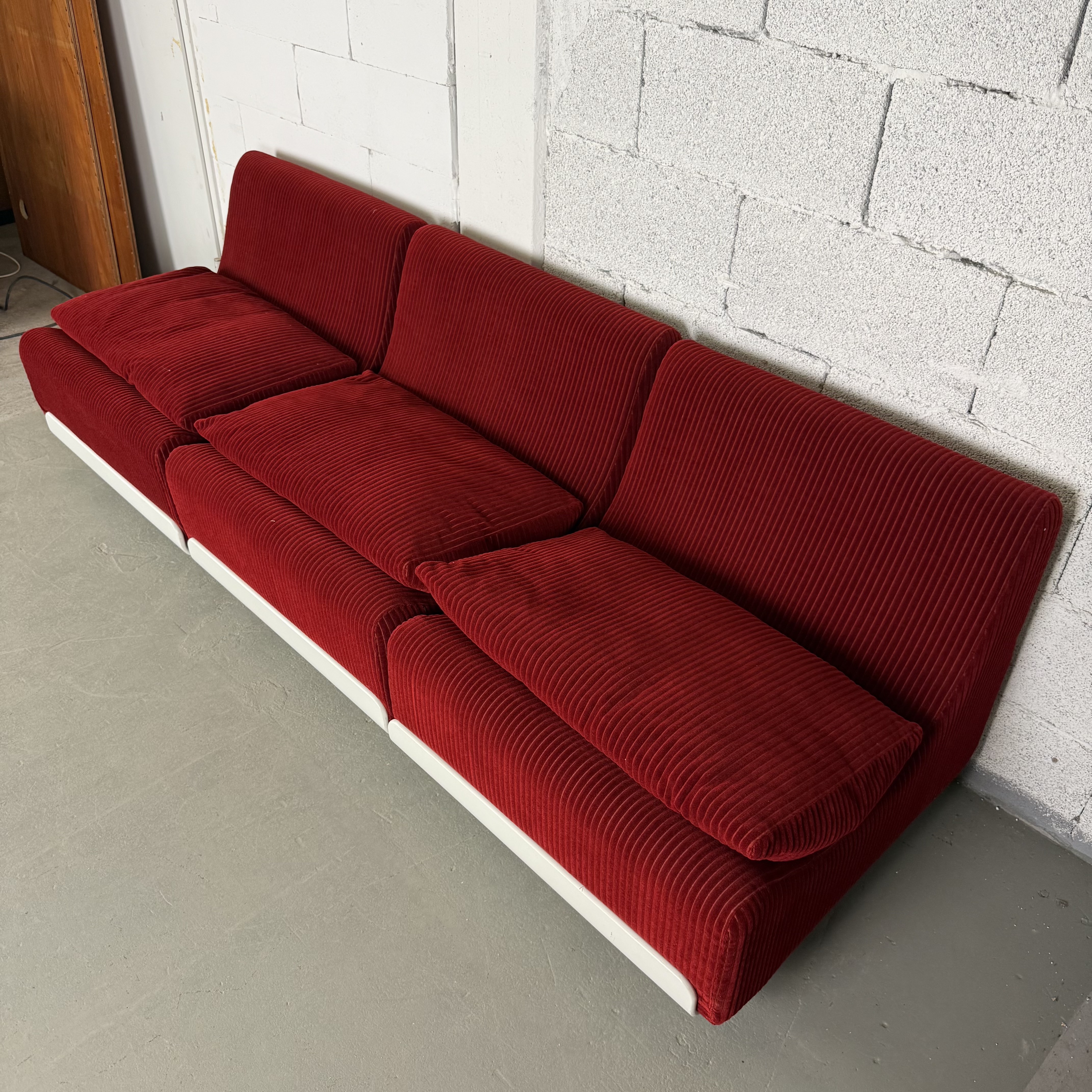COR Orbis Modulsofa von Luigi Colani in Rot – Space Age Design