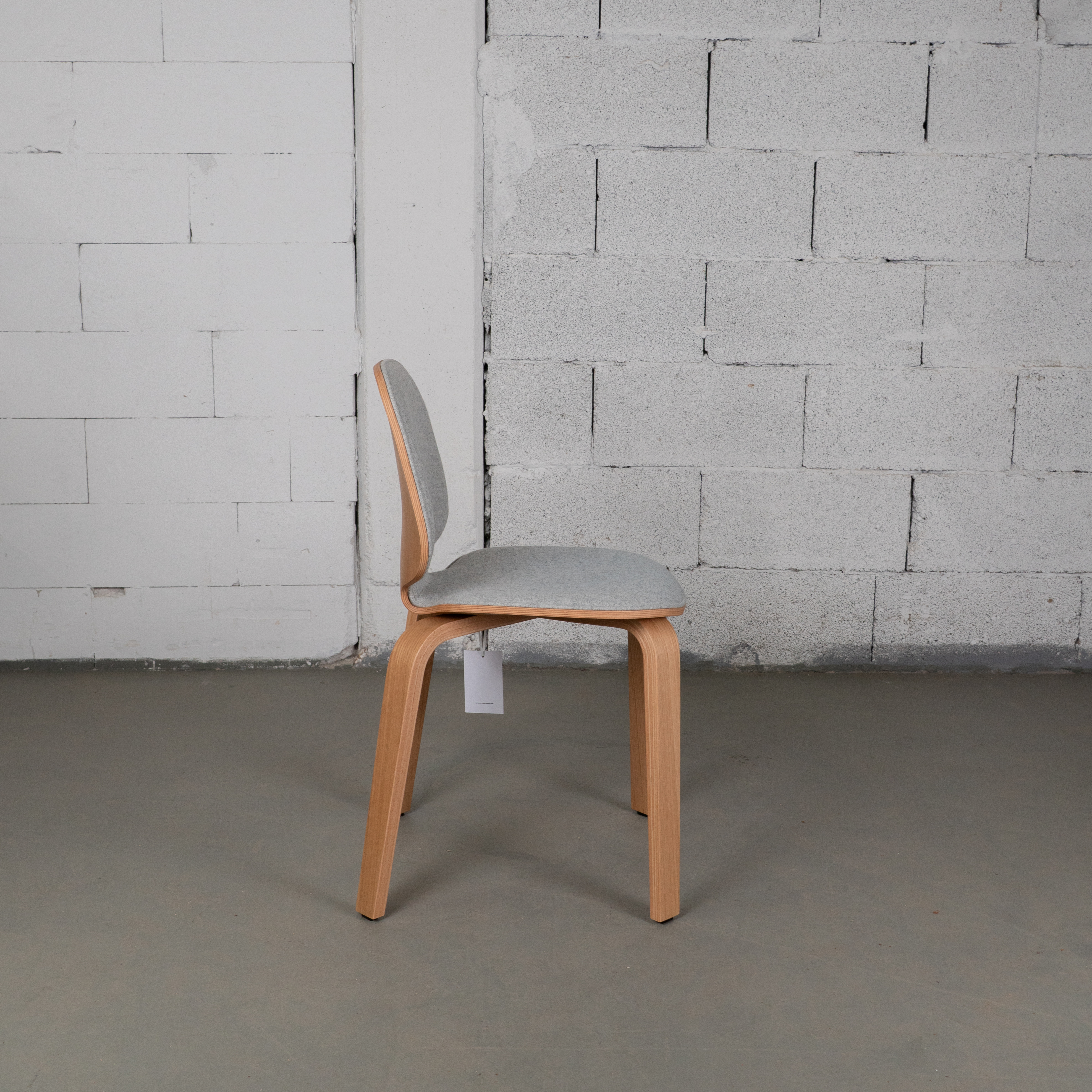 My Chair von Normann Copenhagen in Eiche mit hellgrauem Bezug