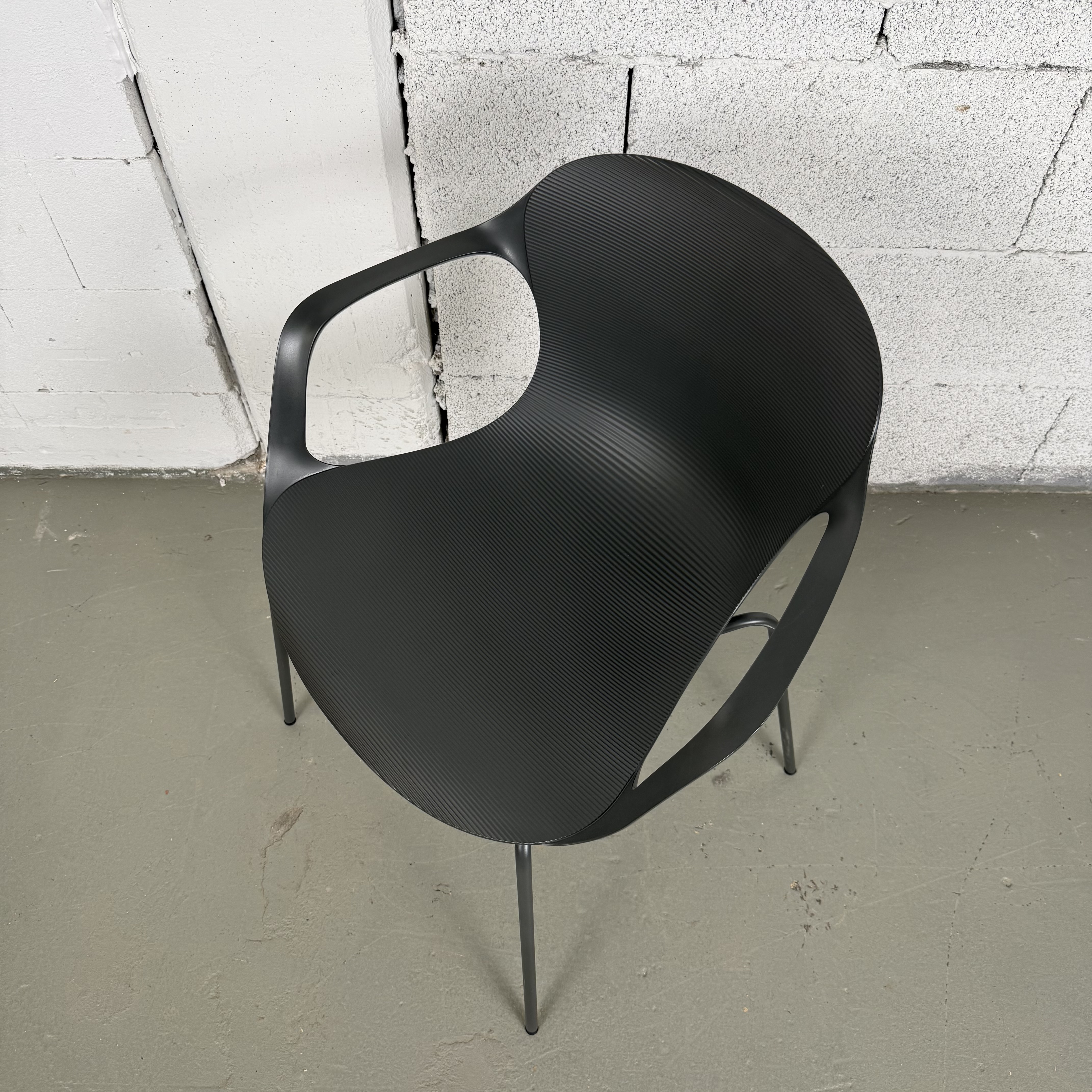 Fritz Hansen Armlehnstuhl NAP KS60 in Schwarz