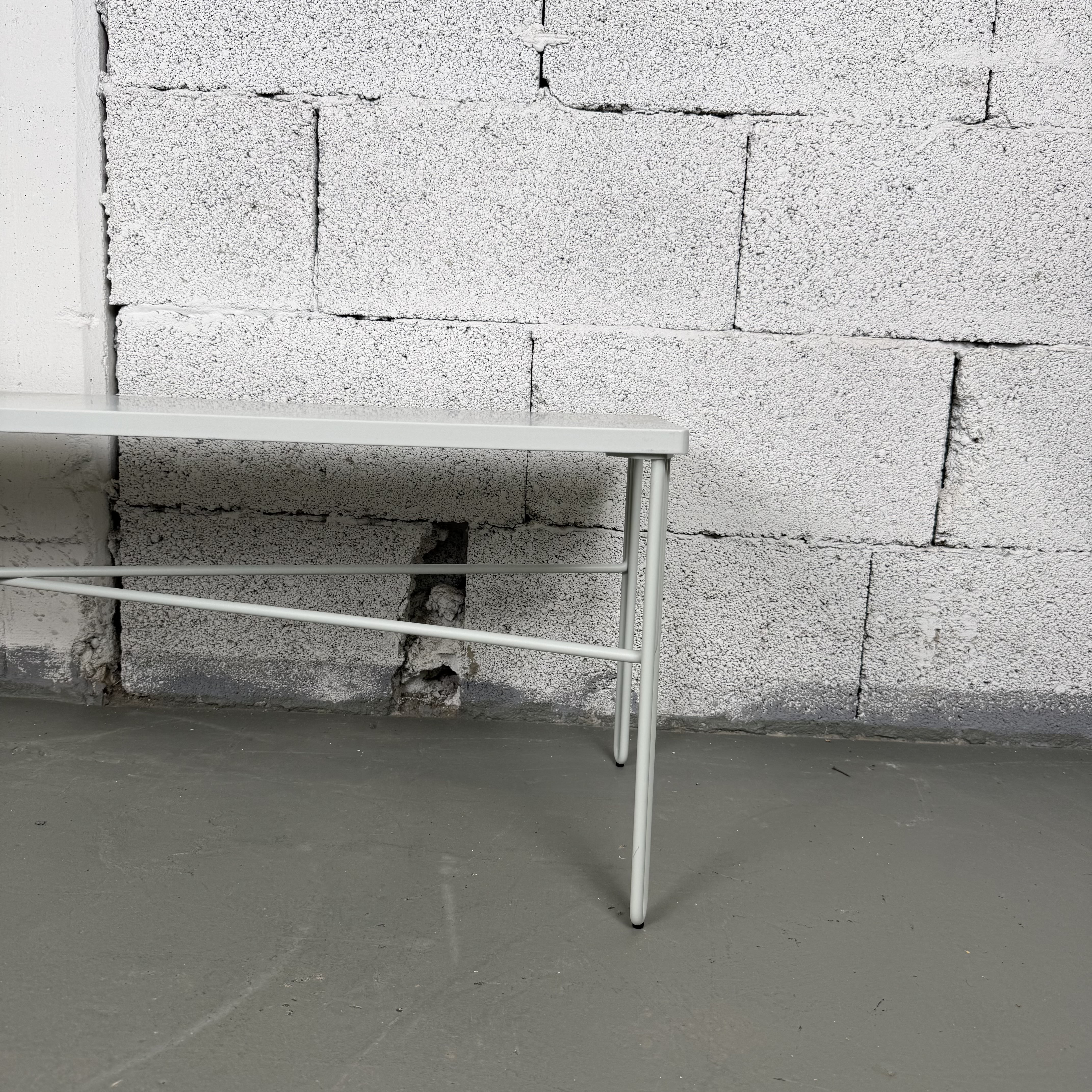 Nine Couchtisch Inline Coffee Table