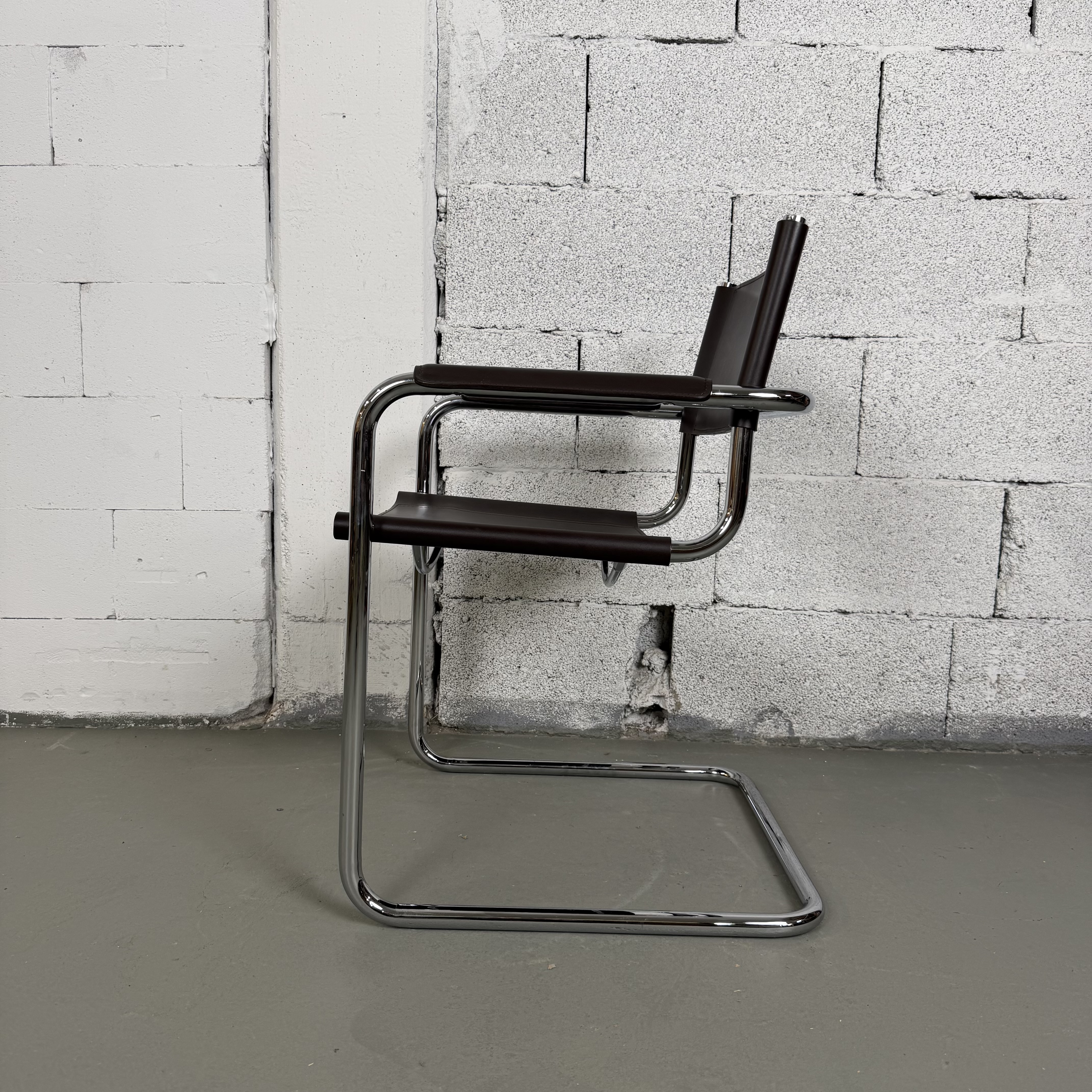 Mart Stam S33 Freischwinger Stuhl aus Leder