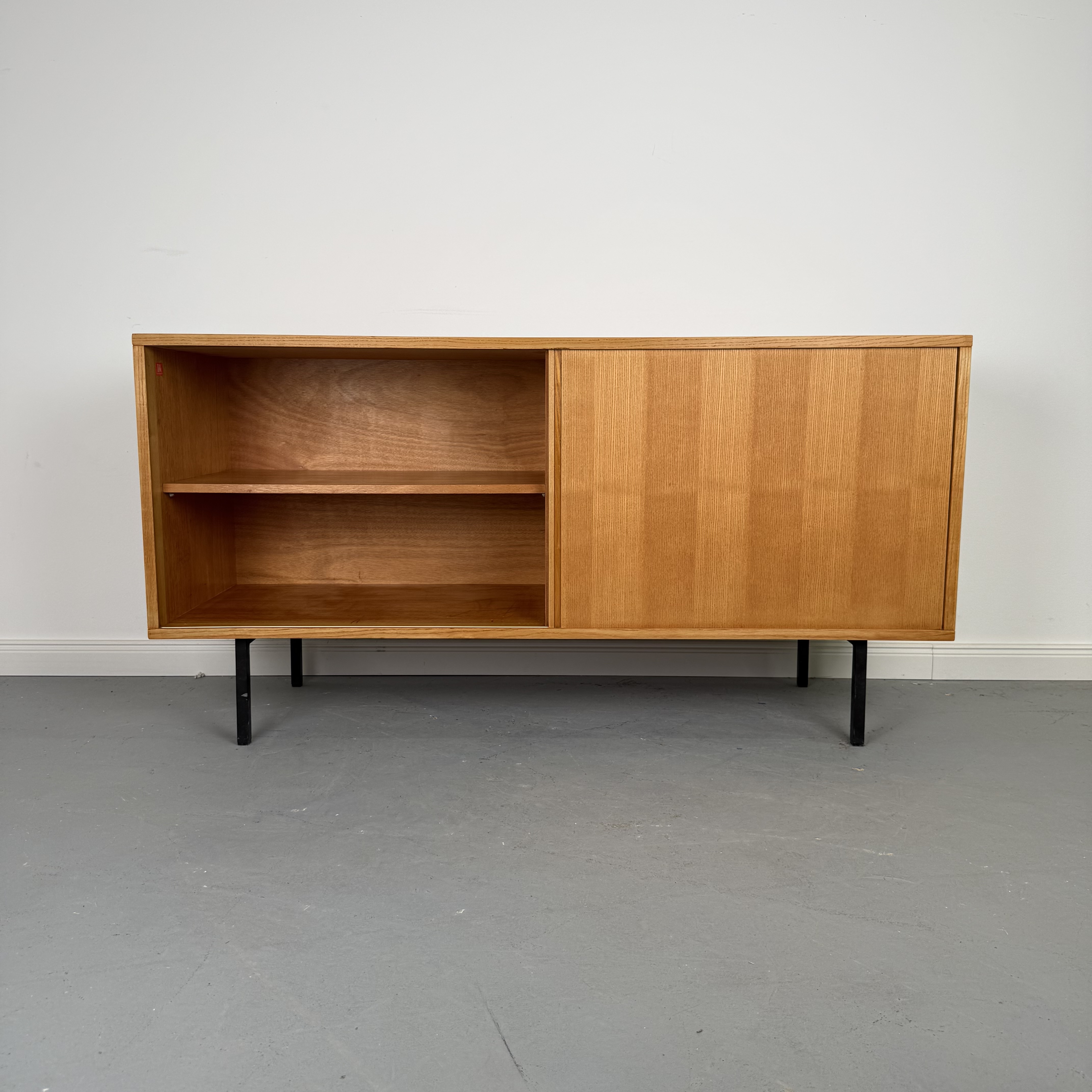 Hochwertiges Sideboard der Deutschen Werkstätten aus Esche