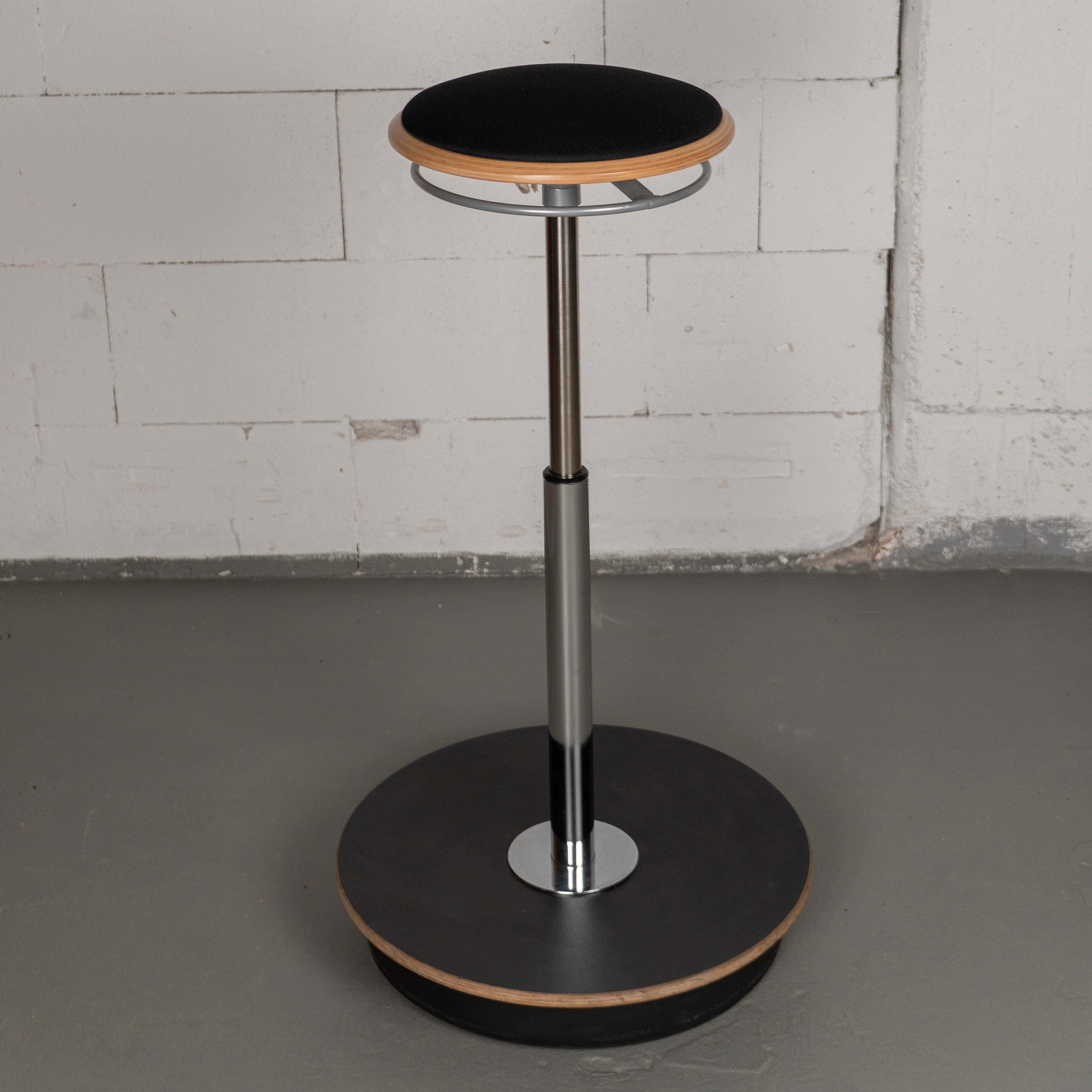 Nowy Styl „Belise“ Stehhocker höhenverstellbar