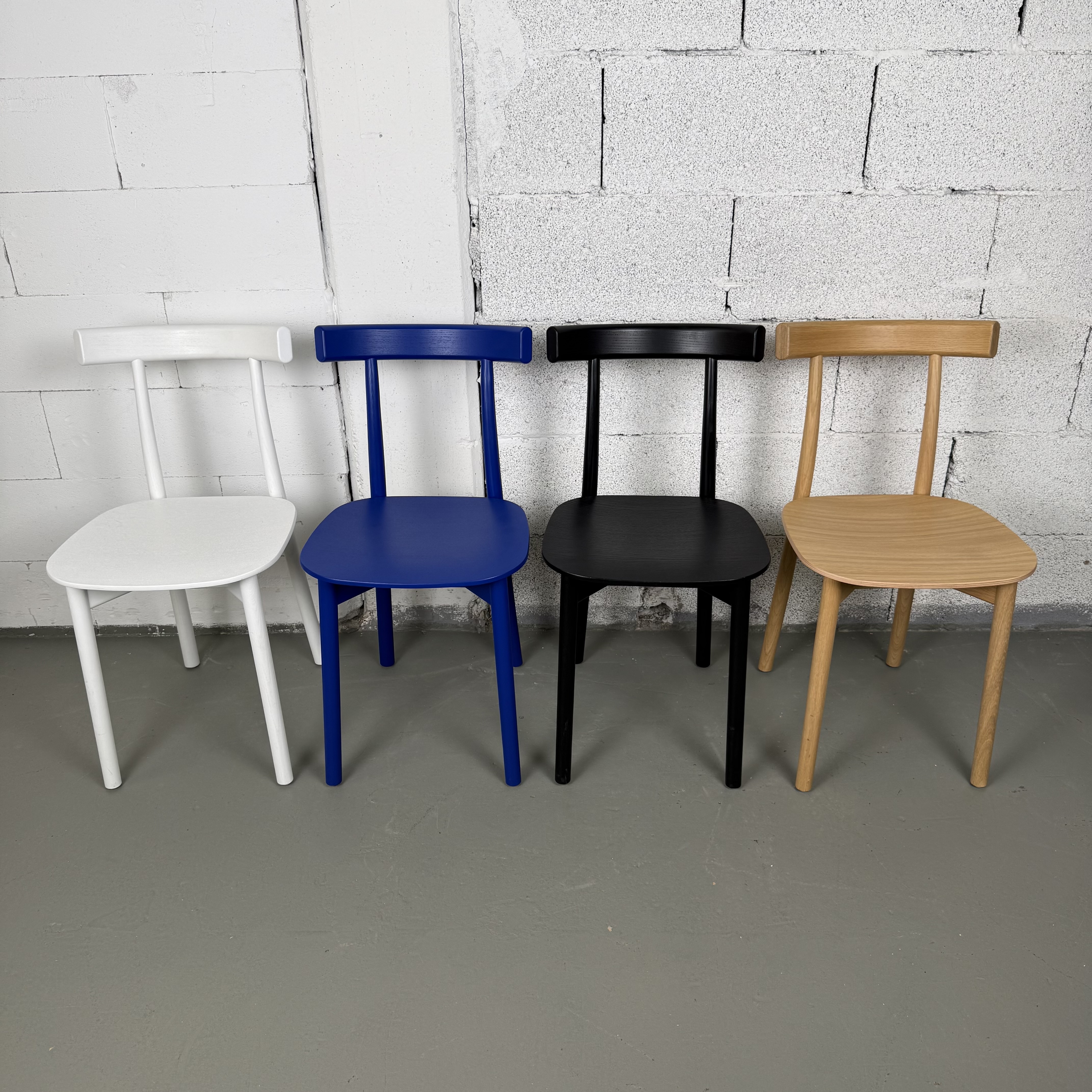 Nine Stuhl Skinny in blau