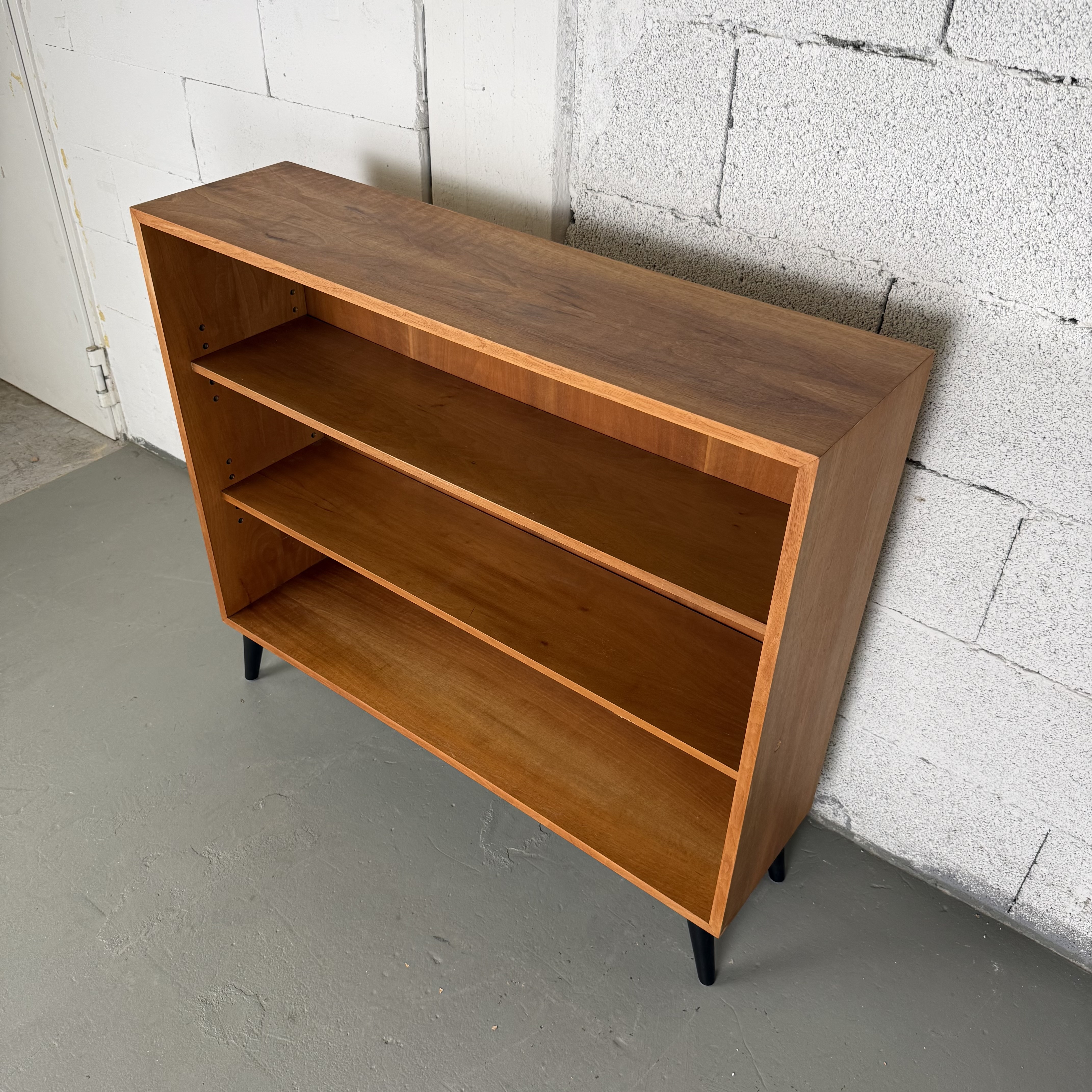 offene 60er Jahre Kommode
