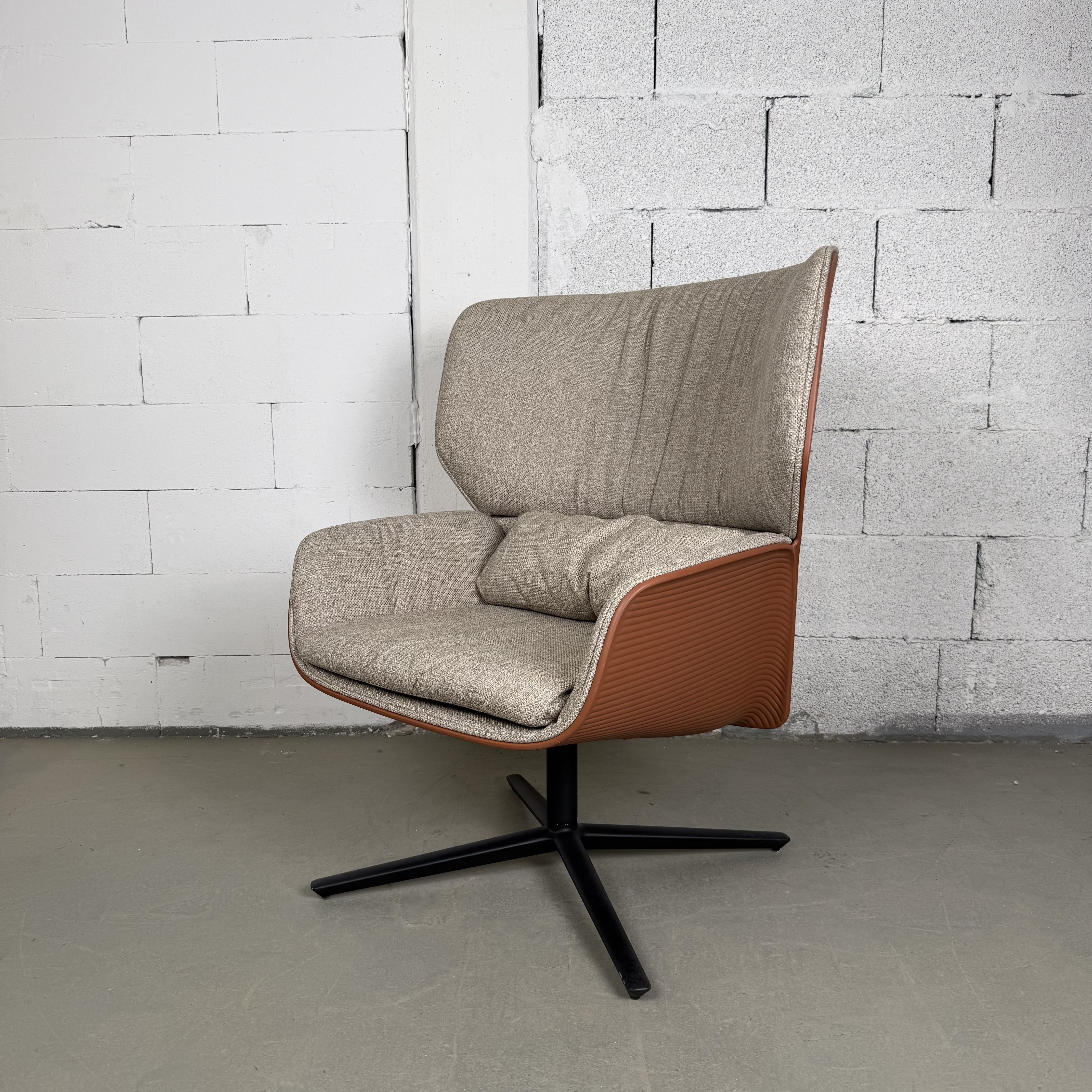 Andreu World Sessel BU2742 Nuez Lounge BIO