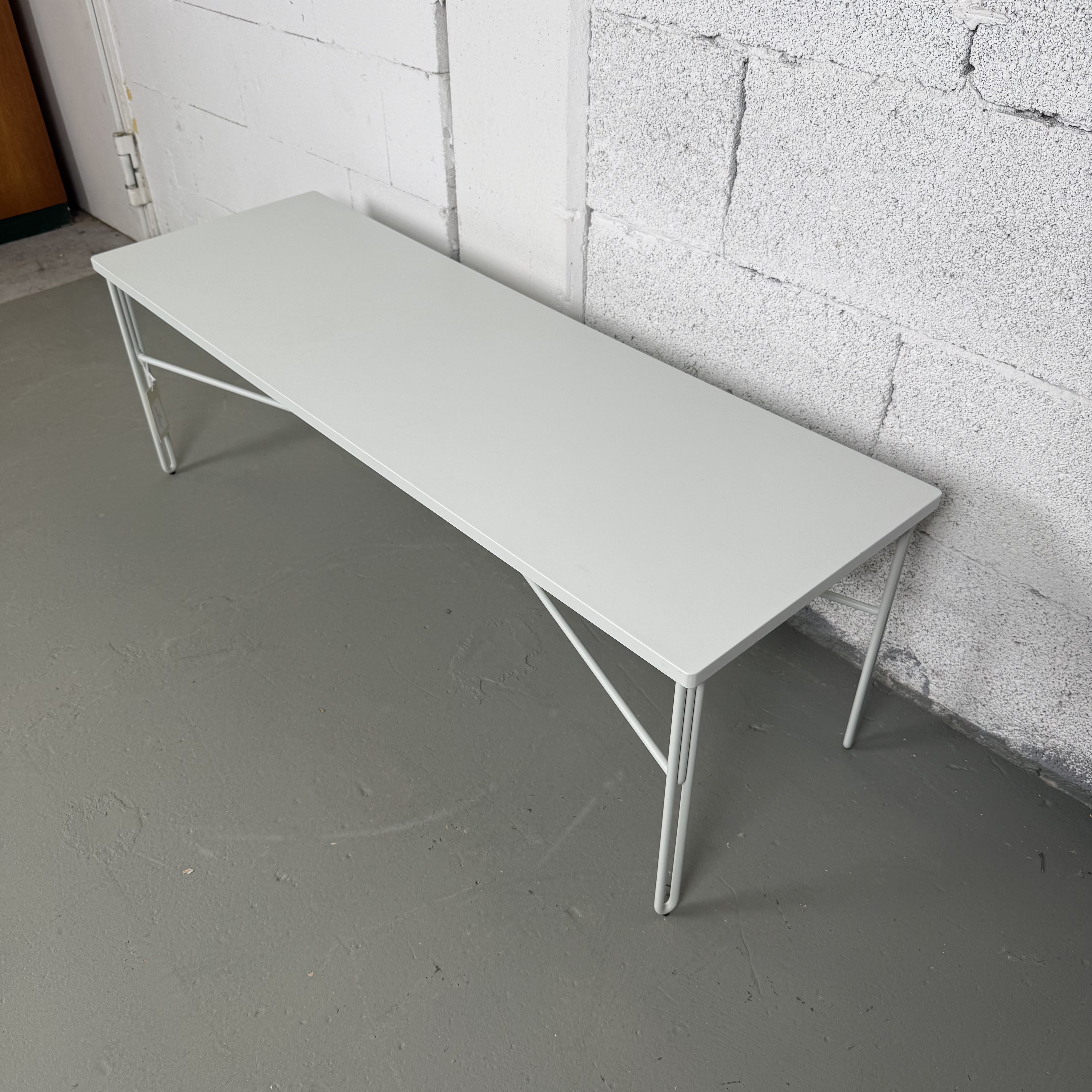 Nine Couchtisch Inline Coffee Table