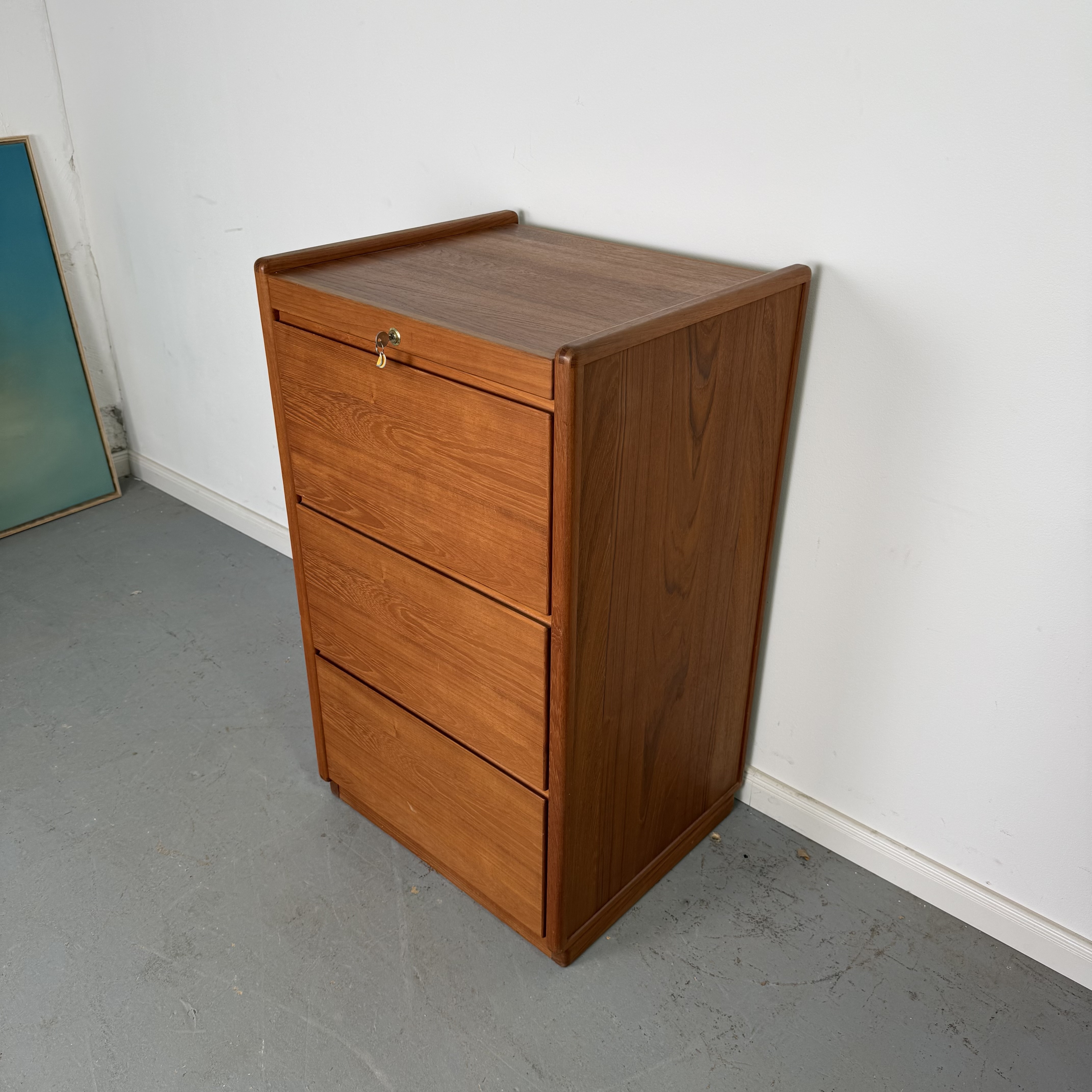 Teak Kommode aus den 1960er Jahren