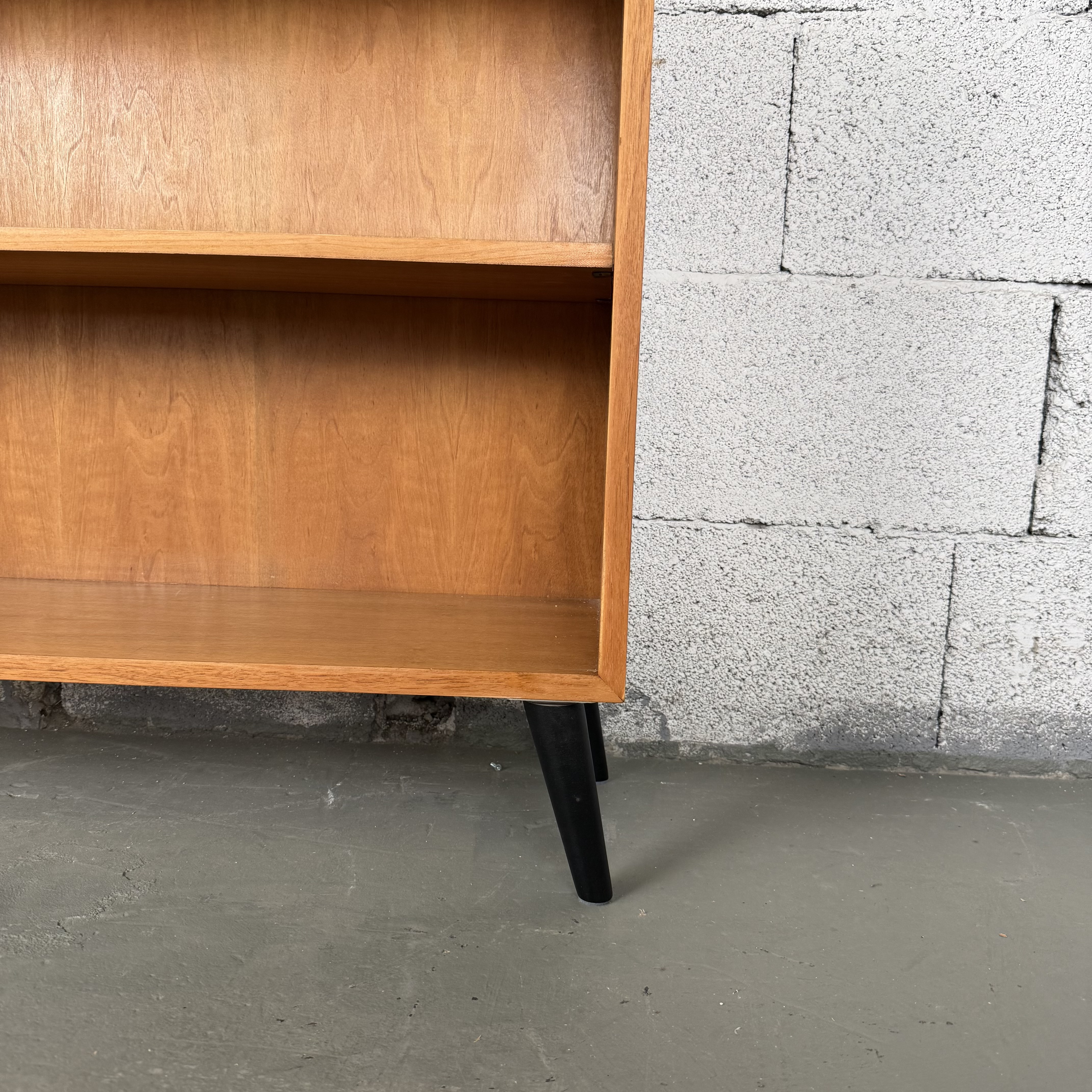 offene Vintage Kommode aus den 60er Jahren