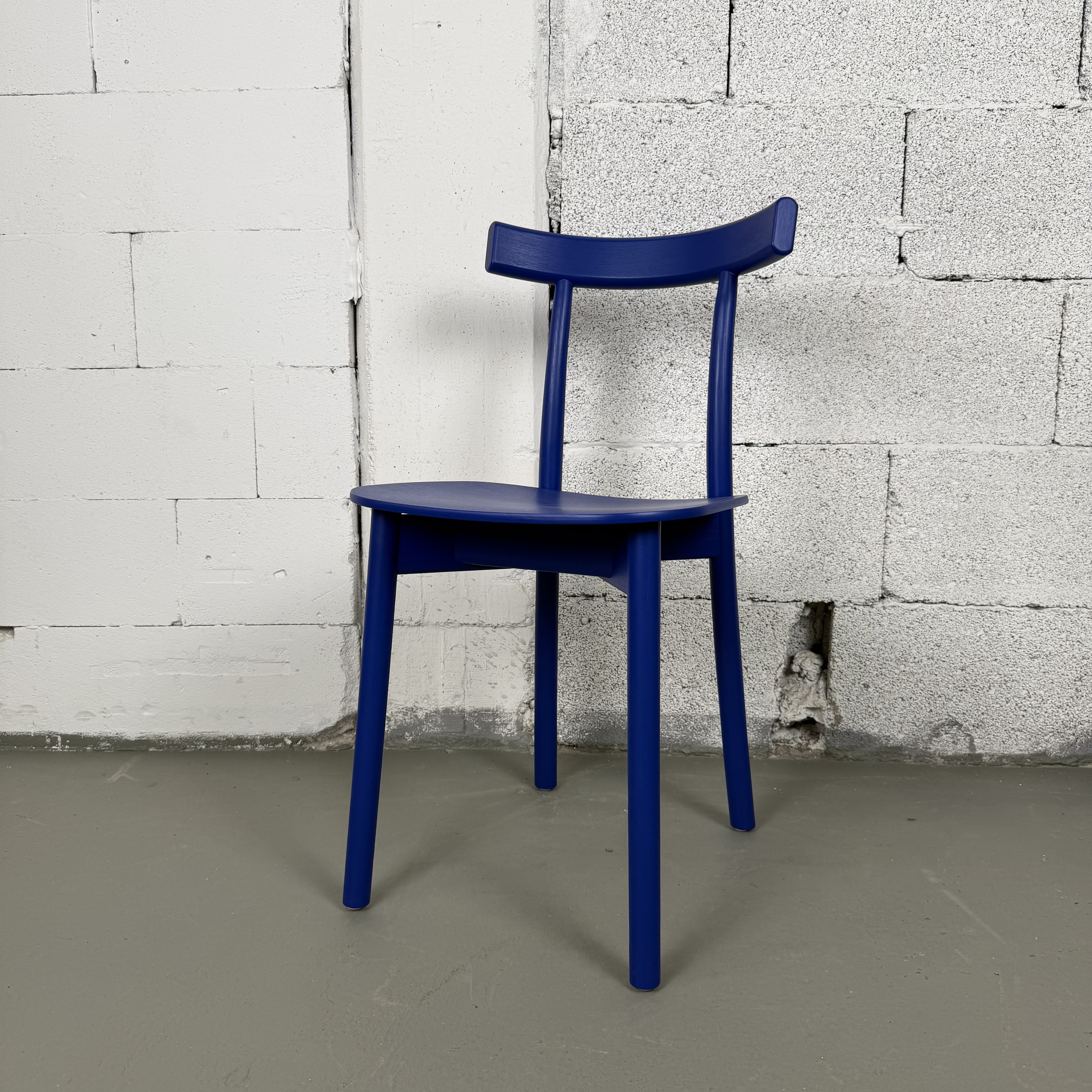 Nine Stuhl Skinny in blau