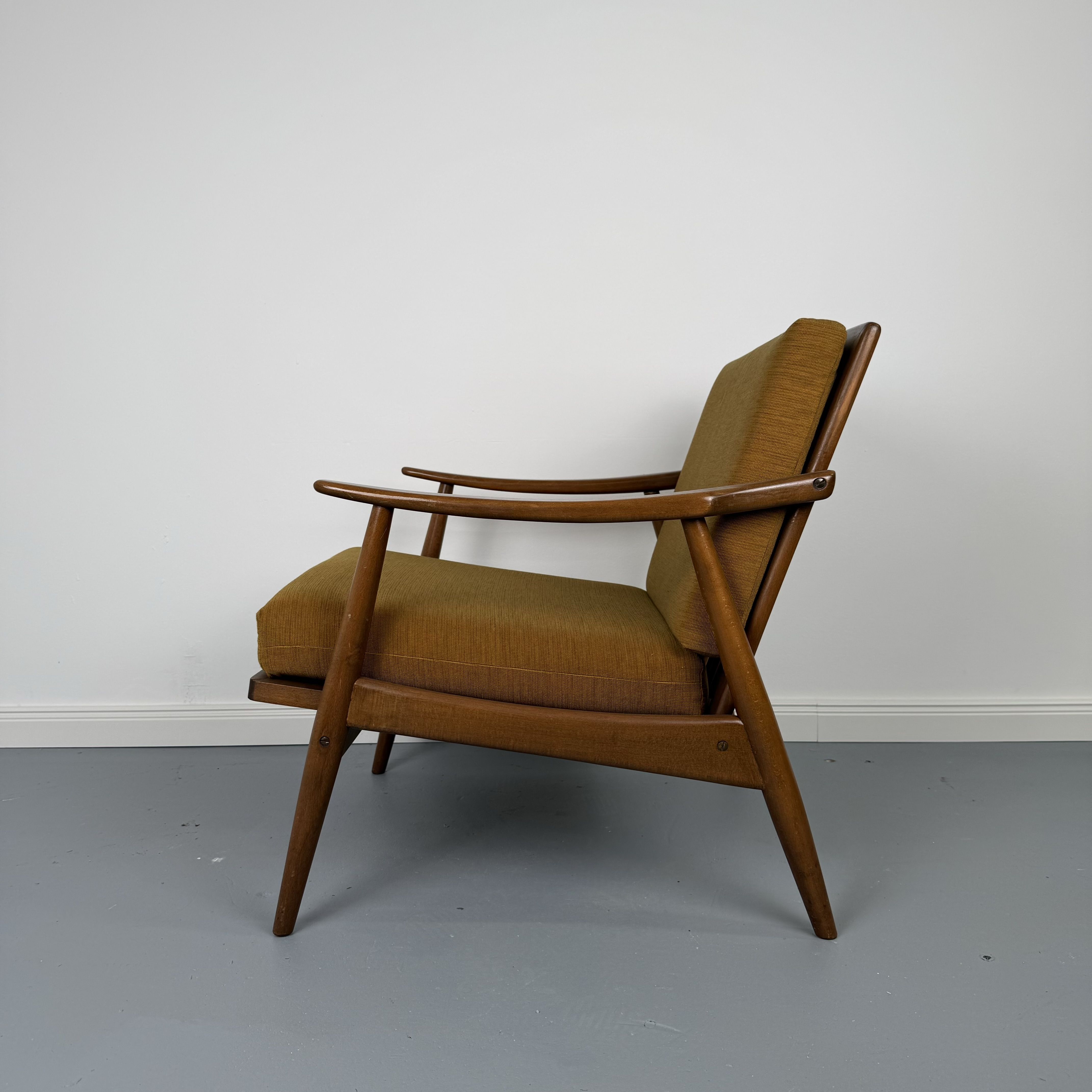 Easy Chair von Knoll in zeitlosem Mid-Century Design